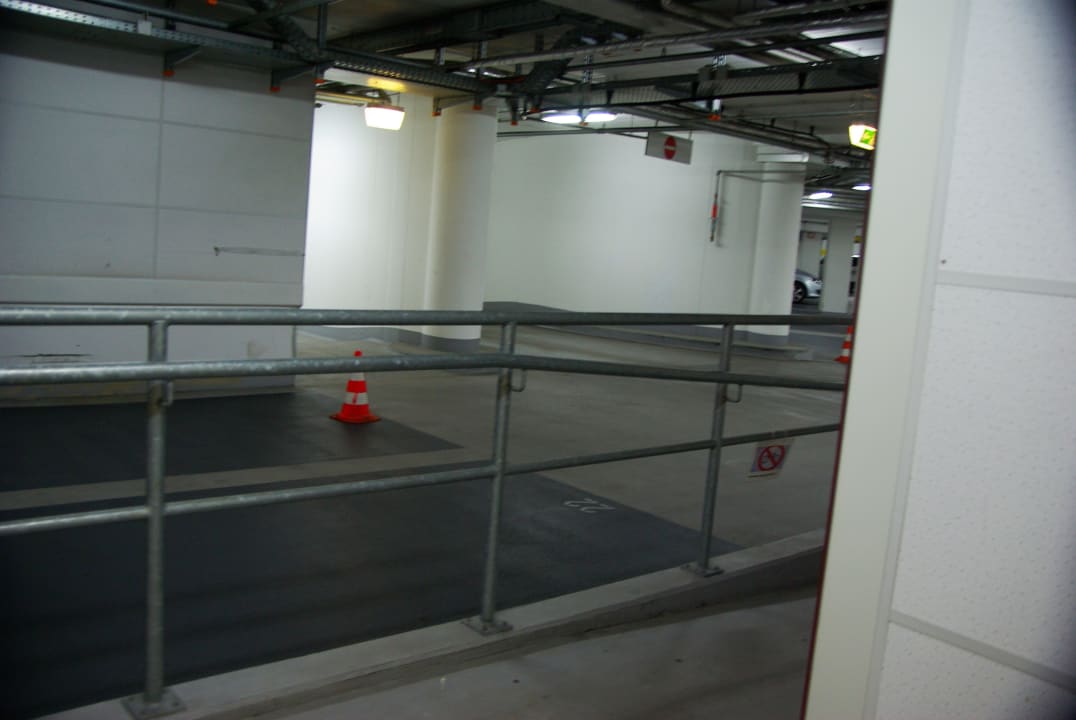 Tiefgarage 13 Euro pro Tag ARCOTEL Onyx Hamburg