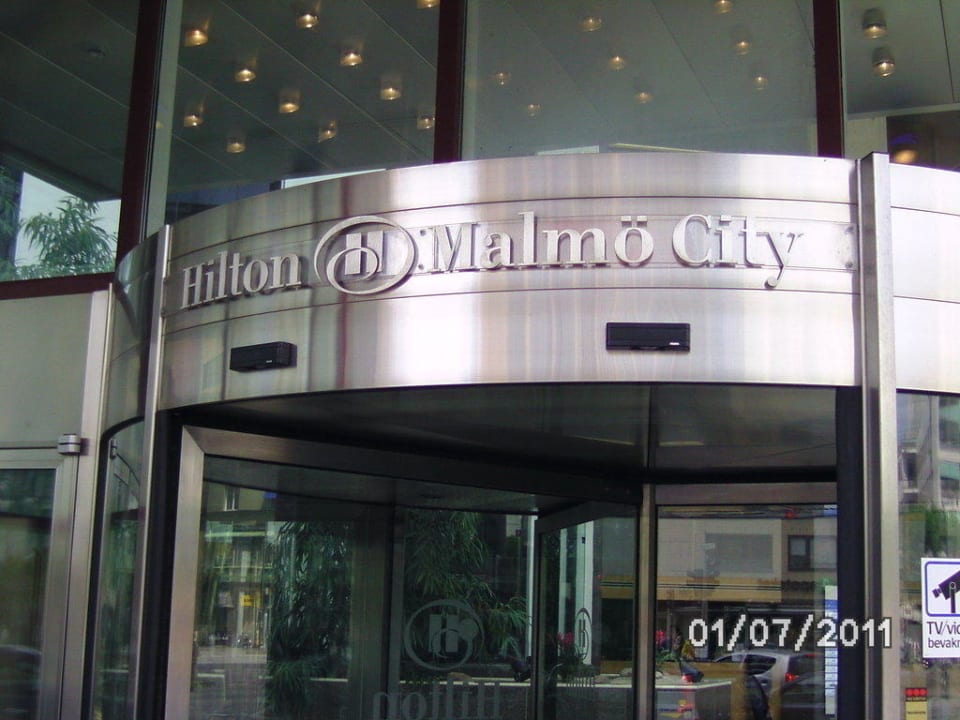 Hoteleingang Scandic Triangeln