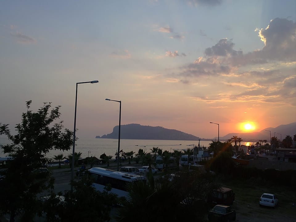 Vom Hotelzimmer im 2. Stock Semt Luna Beach Hotel