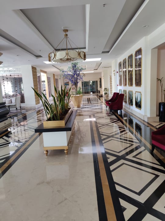 Lobby Mary Hotel Side