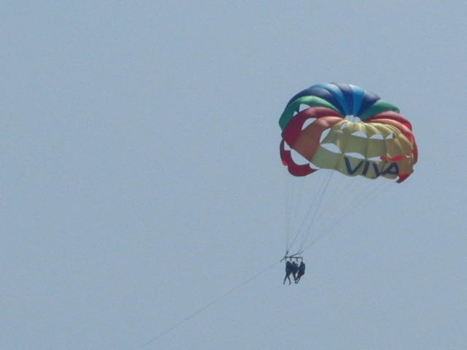 Parasailing Hotel Miramare Beach
