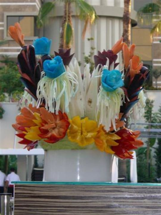 Folkloreabendbuffet am Pool Port Side Resort Hotel