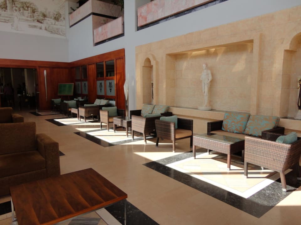 Hol Kresten Palace Hotel