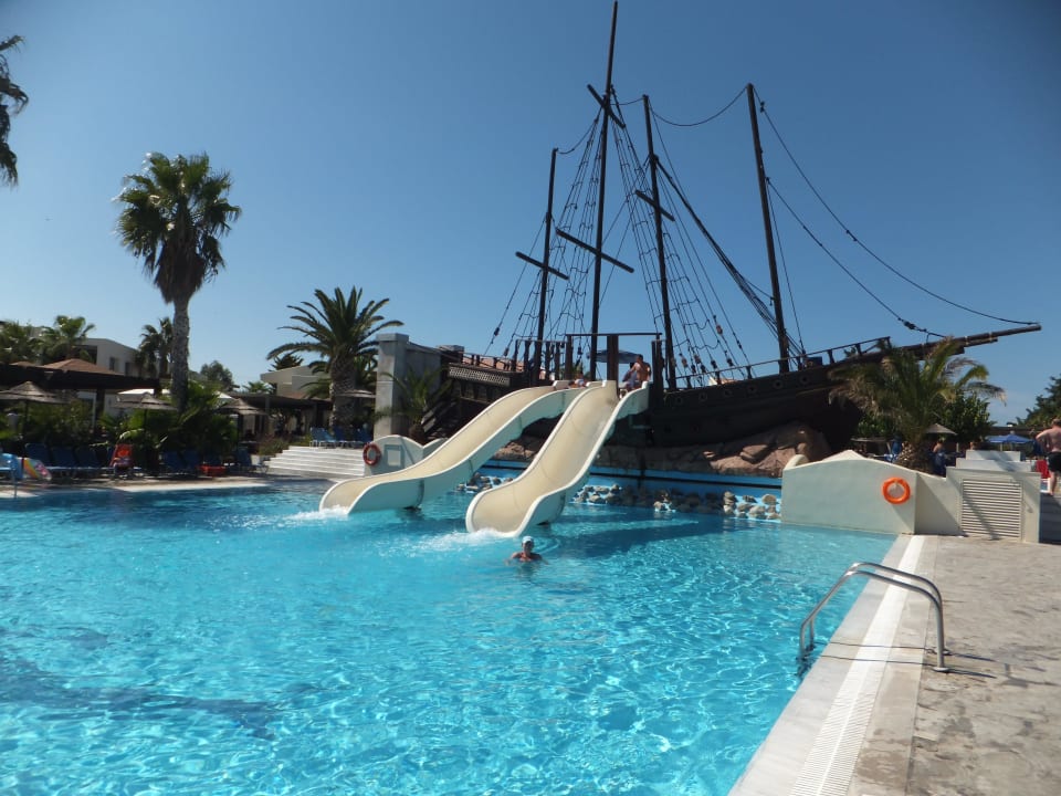 Basen Kipriotis Village Resort