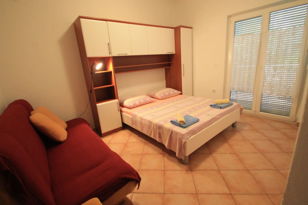 Zimmer Ferienhaus Perkic 2 Wohnungen