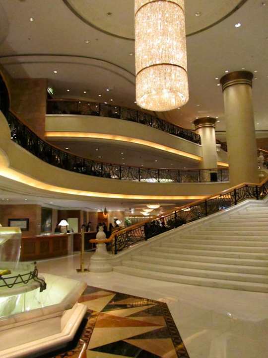 Eingangshalle Harbour Grand Kowloon