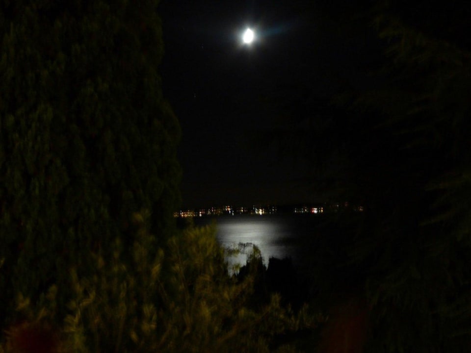 Aussicht von der Terrasse bei Nacht Hotel Marco Polo