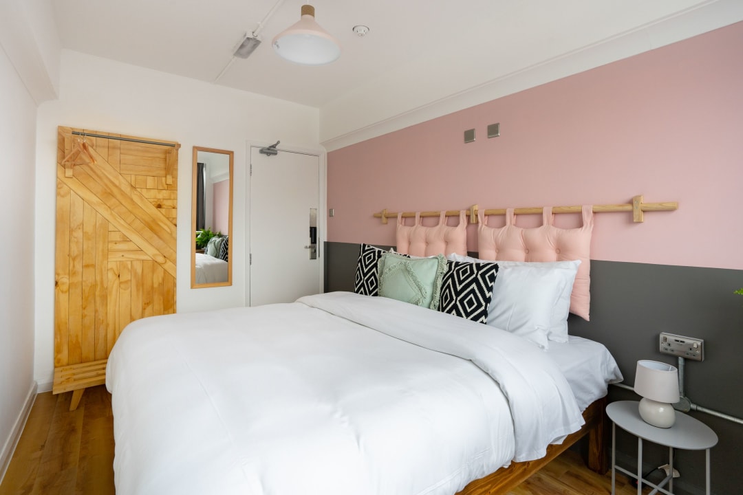 Zimmer Selina Liverpool