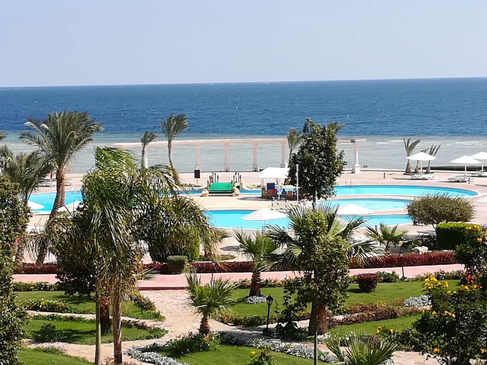 Pool Three Corners Equinox Beach Resort