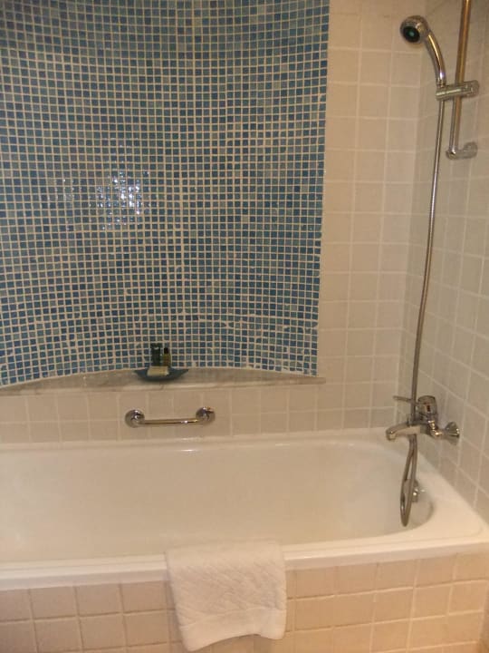 Badezimmer im 1118 Swiss Inn Resort Hurghada