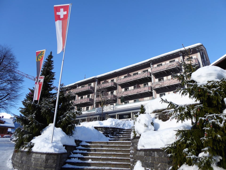 Das Hotel von außen. Parkhotel Schoenegg