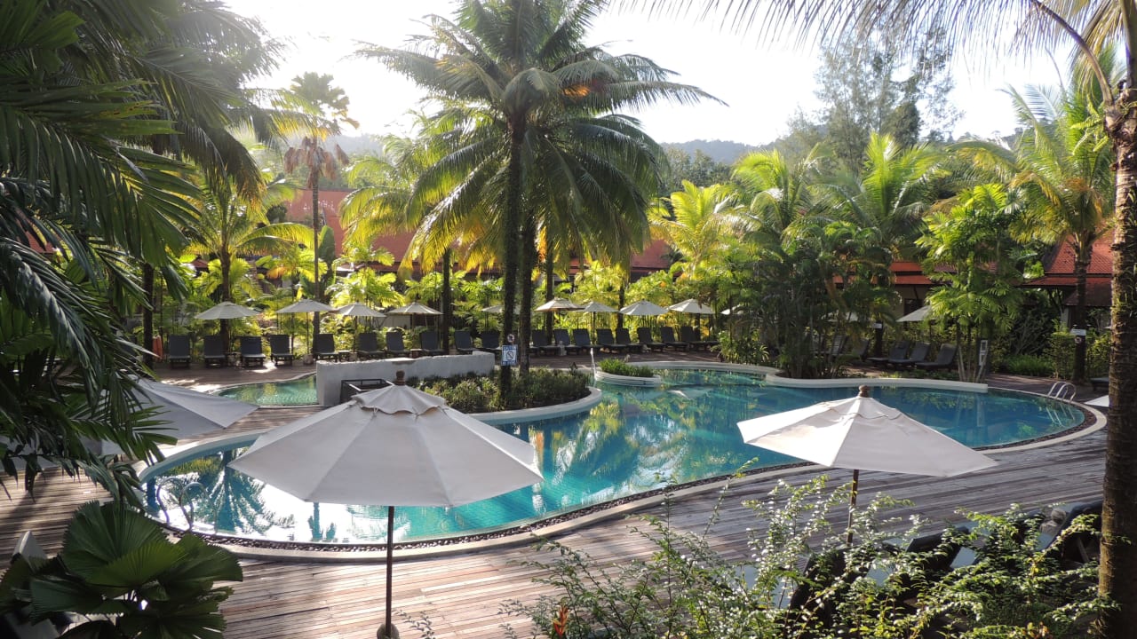 Blick vom Frühstück auf den Pool Khaolak Bhandari Resort & Spa