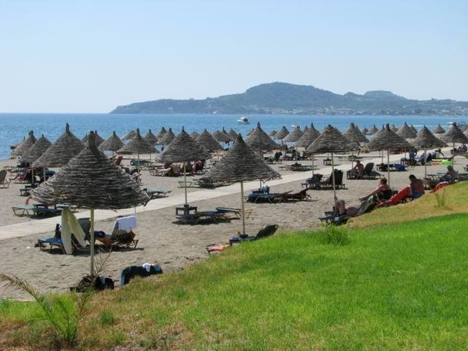 Liegemöglichkeiten am Strandbereich Olympos Beach Hotel