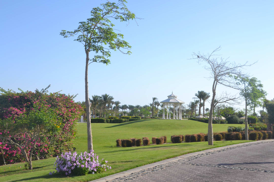 Auf dem Weg zum Strand Steigenberger Aqua Magic