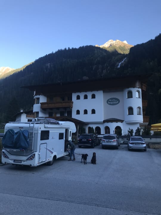 Außenansicht Hotel Bergcristall