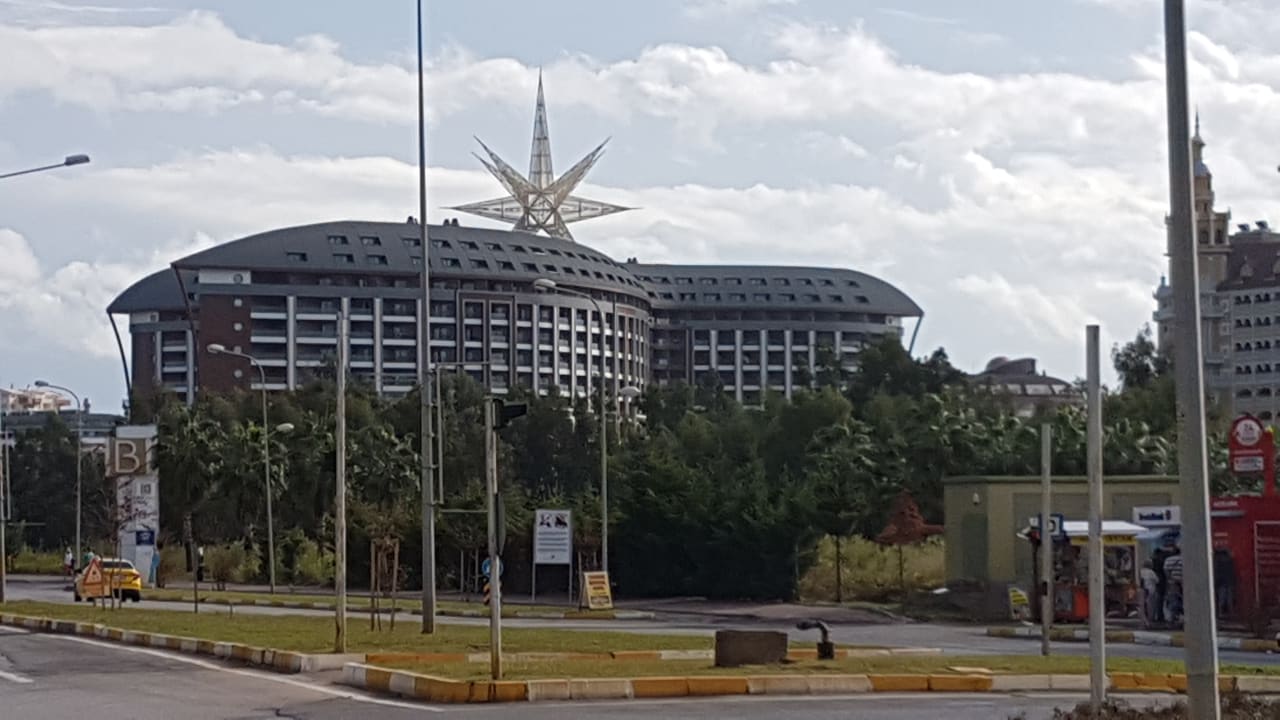 Außenansicht Royal Seginus