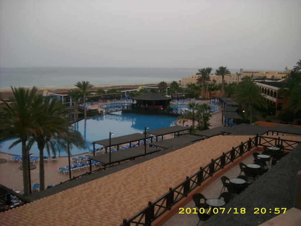 Pool von einer der Terrassen aus Occidental Jandía Playa