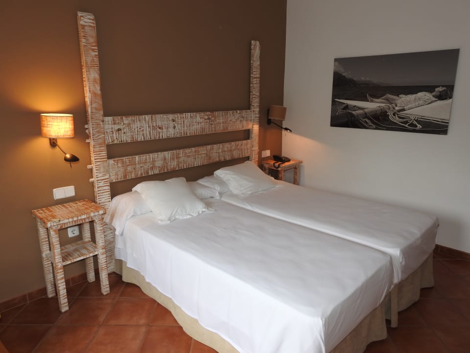 Zimmer Hotel Es Port