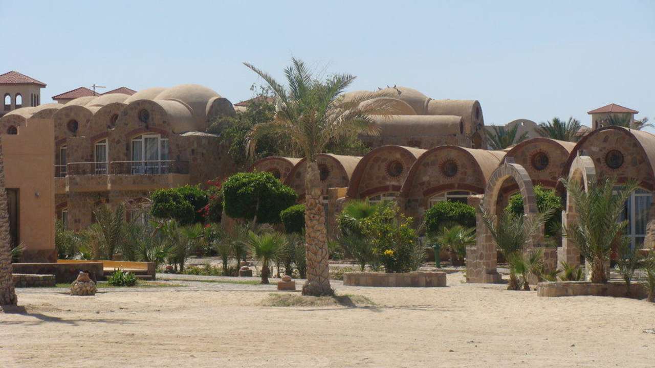 Piccola oasi Pensée Royal Garden Beach Resort