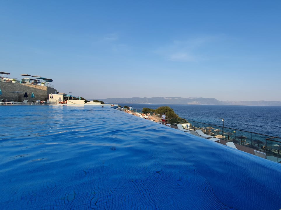 Pool Valamar Bellevue Resort