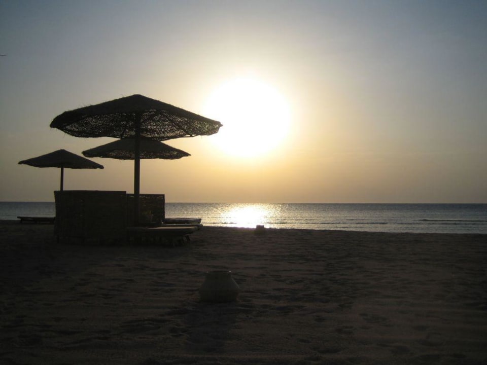 Sonnenaufgang am Strand von Makadi Palace Makadi Palace