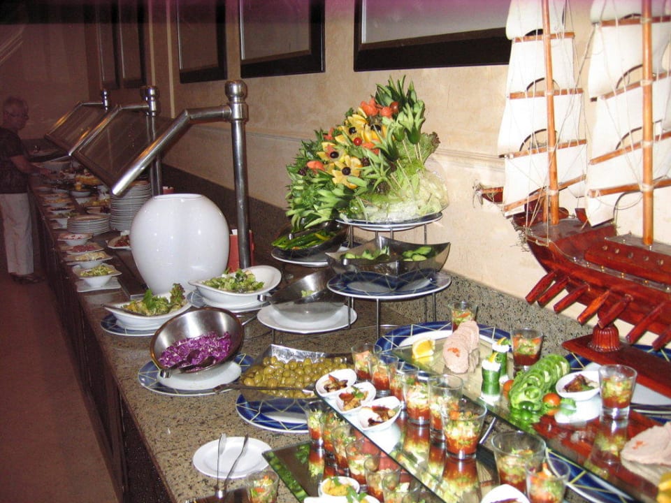 Teil des Vorspeisenbüffets Hotel JAZ Makadi Star & Spa