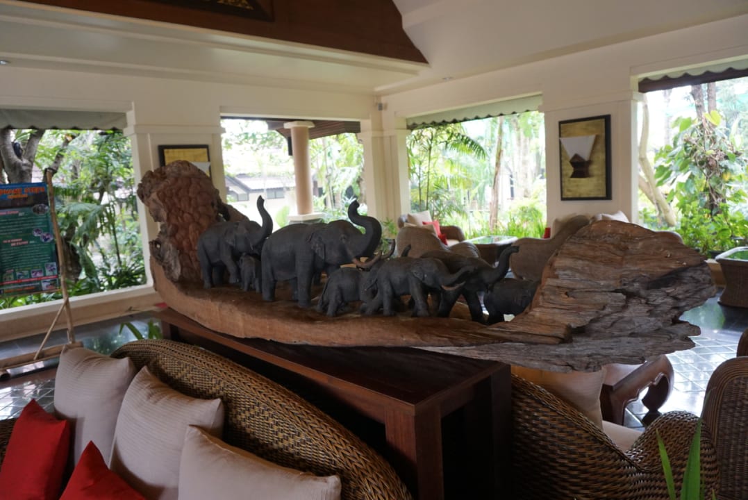 Lobby Laluna Hotel & Resort