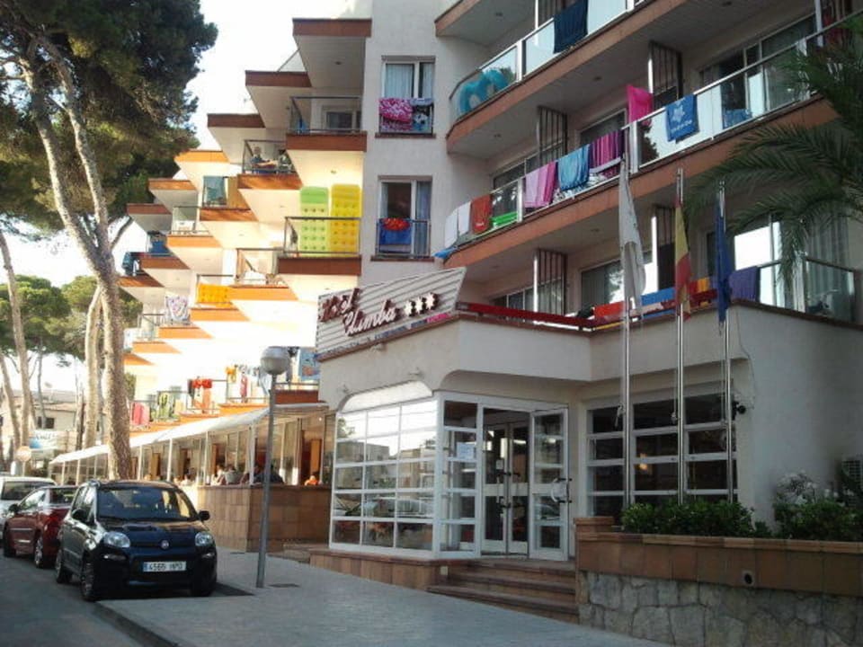 Hoteleingang Hotel Clumba