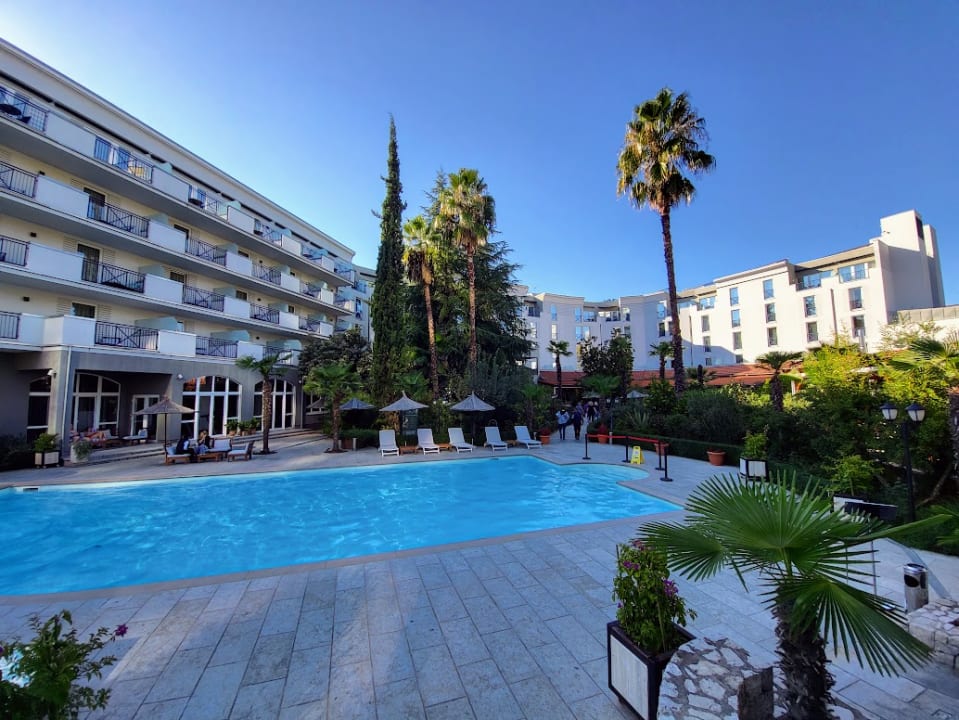 Pool Rogner Hotel Tirana