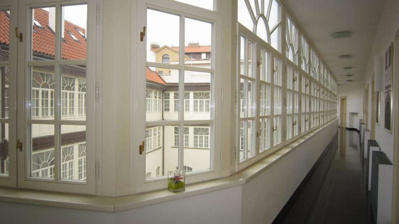 Corridor to rooms Hotel Golden Angel