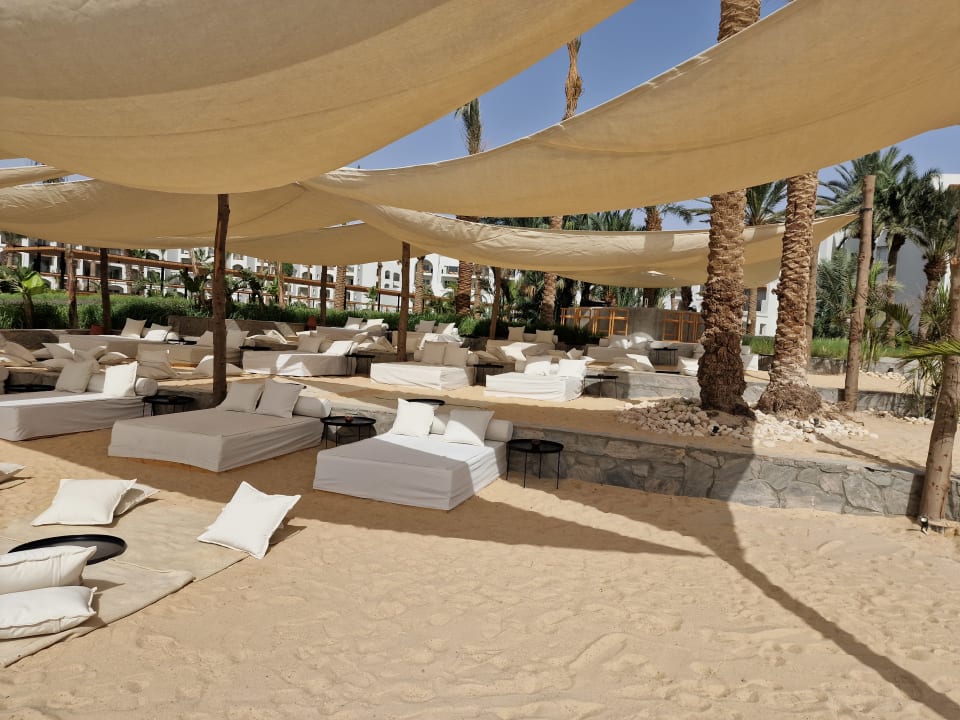 Strand Serry Beach Resort