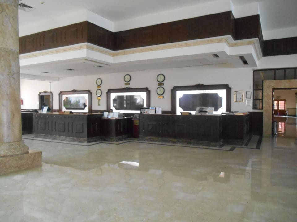 Rezeption Titanic Beach Spa & Aqua Park