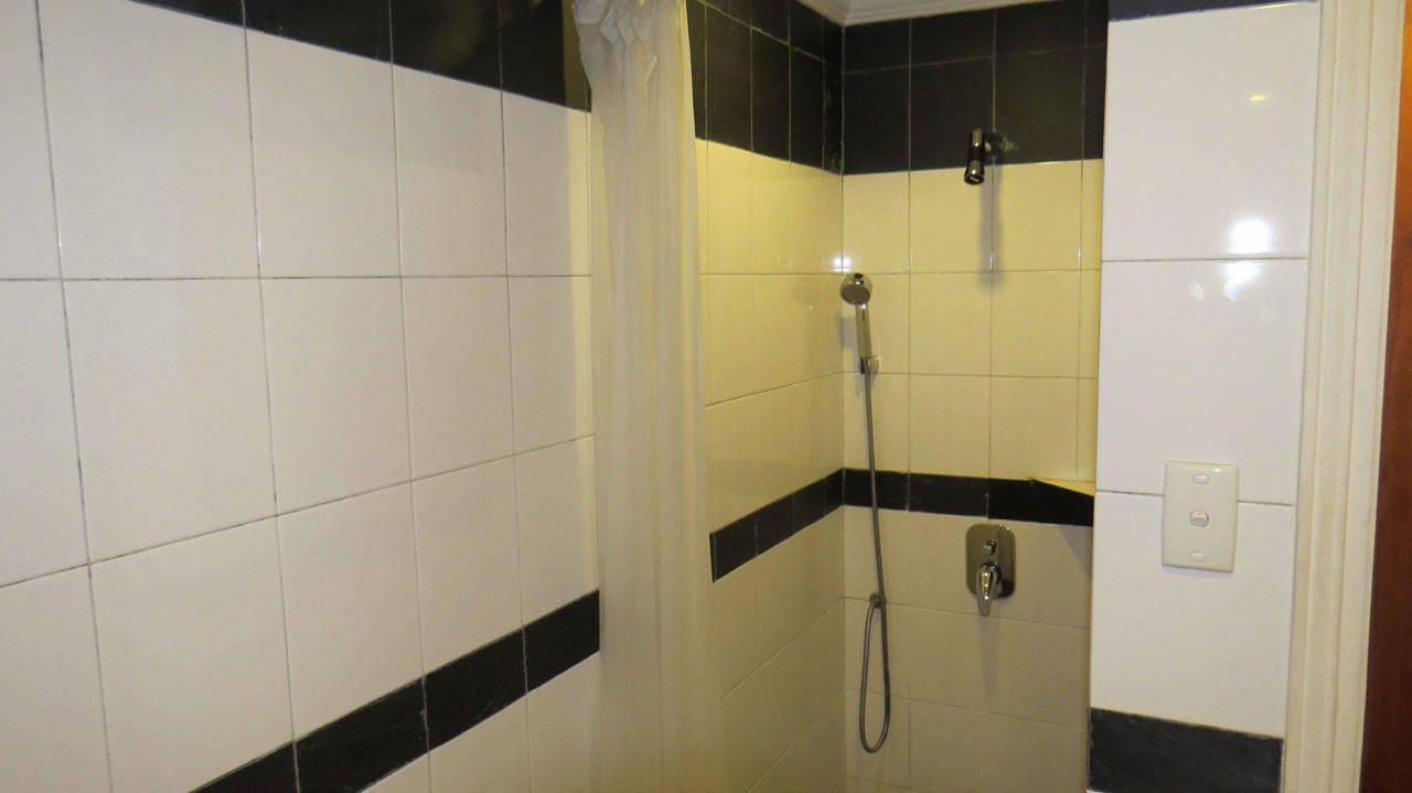 Badezimmer Victoria Nui Sam Lodge