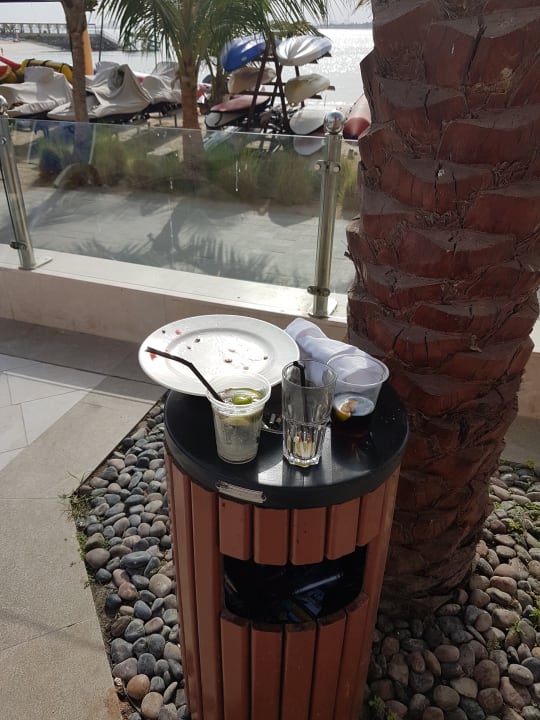 Pool DoubleTree by Hilton Resort & Spa Marjan Island