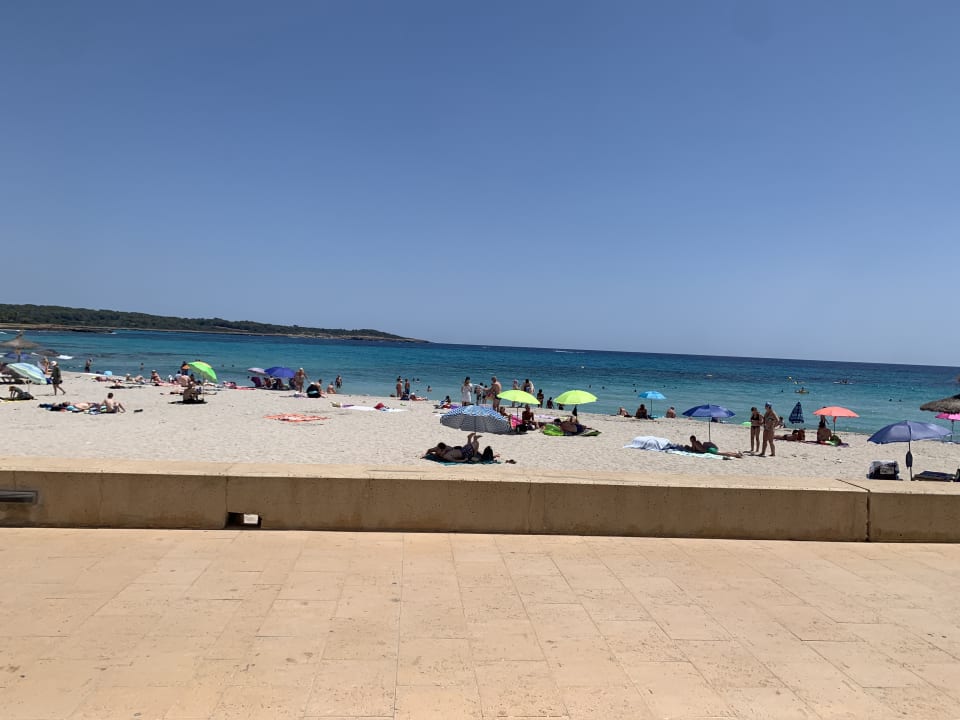 Strand Hotel Club S'Illot