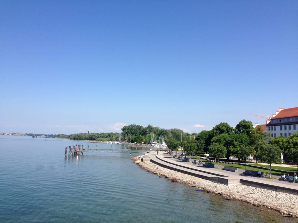 Blick vom Badehaus Richtung Hotel Seehotel Am Kaiserstrand