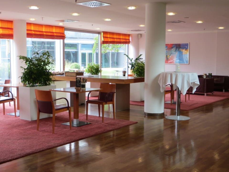 Lobby Leonardo Hotel Esslingen