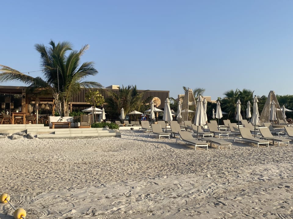 Strand Mövenpick Resort Al Marjan Island