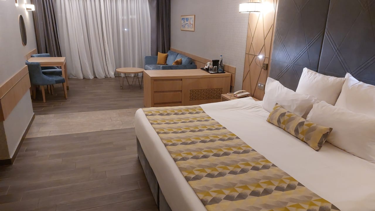 Zimmer Secrets Sunny Beach Resort & Spa