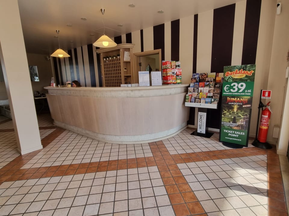 Lobby Le Terrazze sul Lago - Hotel & Residence