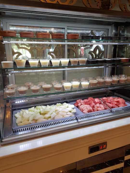 Gastro Side Royal Palace Hotel & Spa