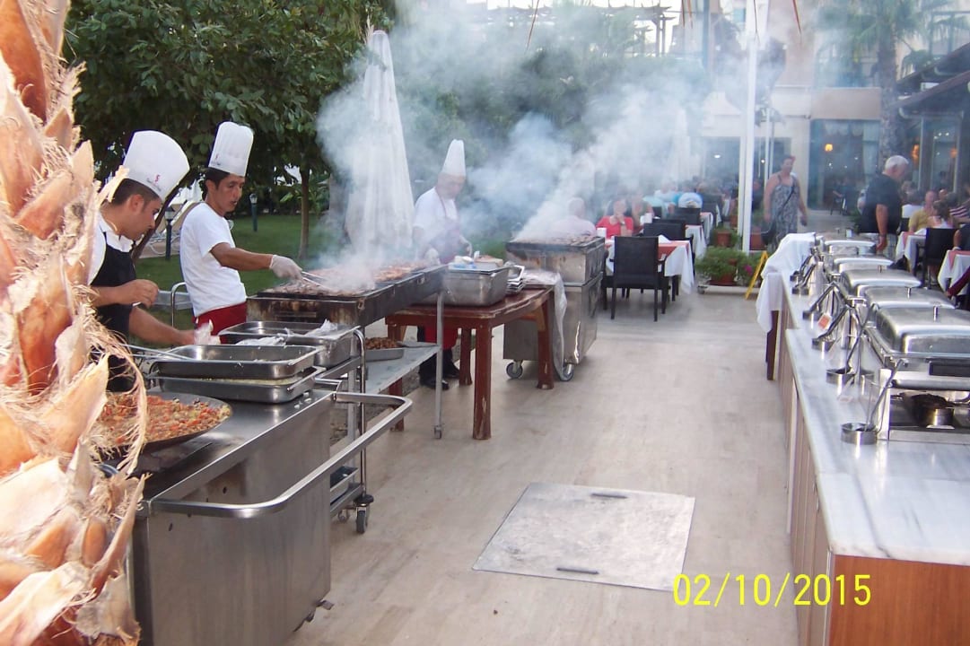Jeden Tag Grillabend Grand Seker Hotel