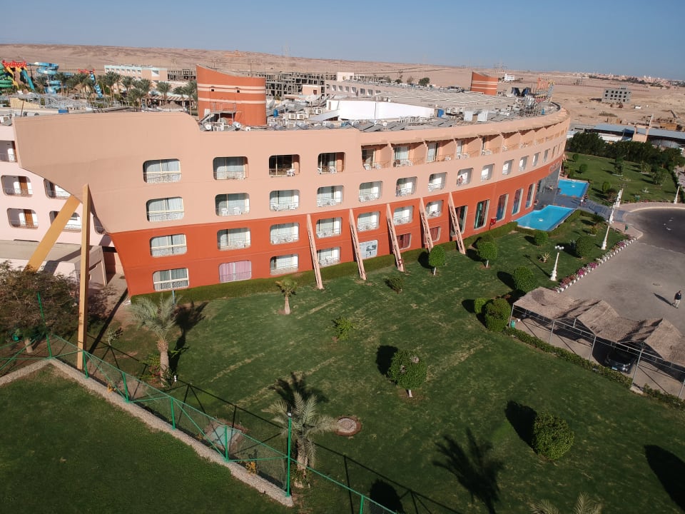 Außenansicht Titanic Resort & Aqua Park