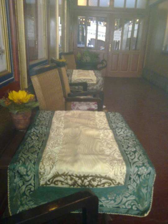 Вход в отель Hotel Salvador