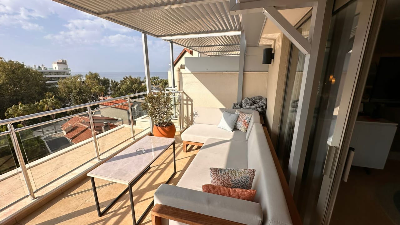 Ausblick Arum Barut Collection