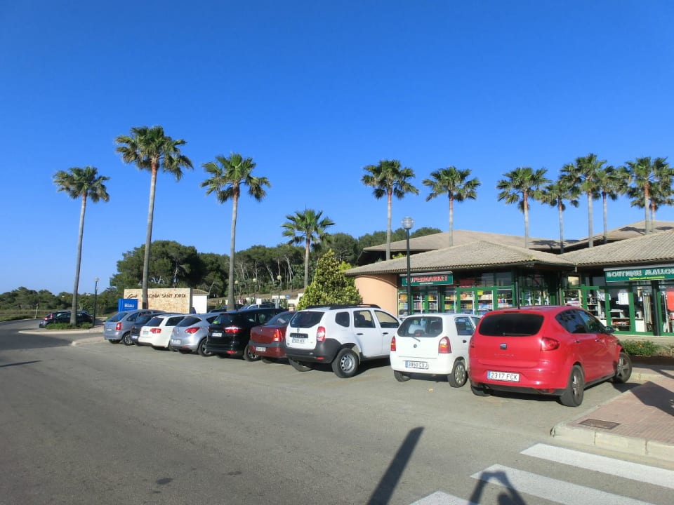 Zufahrt zum Hotel Blau Colònia Sant Jordi