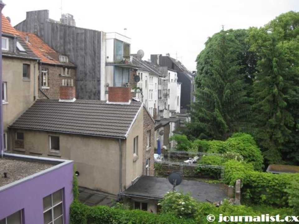 Ausblick Innenhof B&B HOTEL Aachen City-Ost