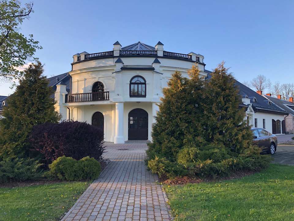 Außenansicht Hotel Vecgulbenes Muiza