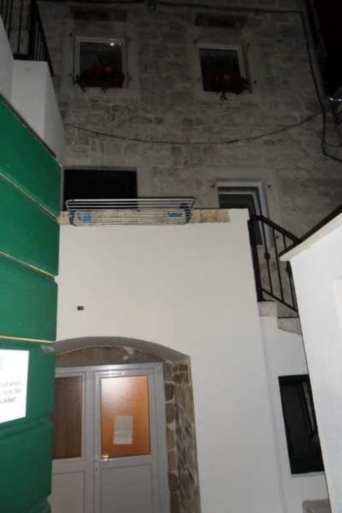 Appartement-Eingang Villa Nautica