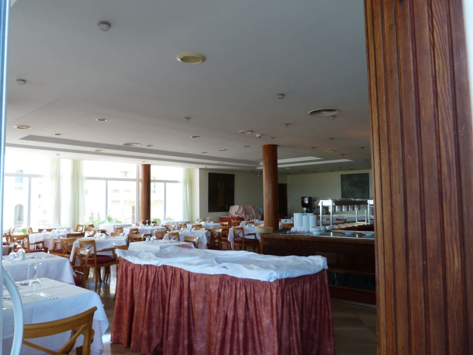 Blick von der Aussenterrasse ins Restaurand Hipotels Don Juan